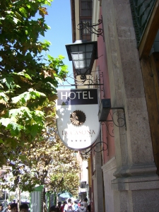 HOTEL 015