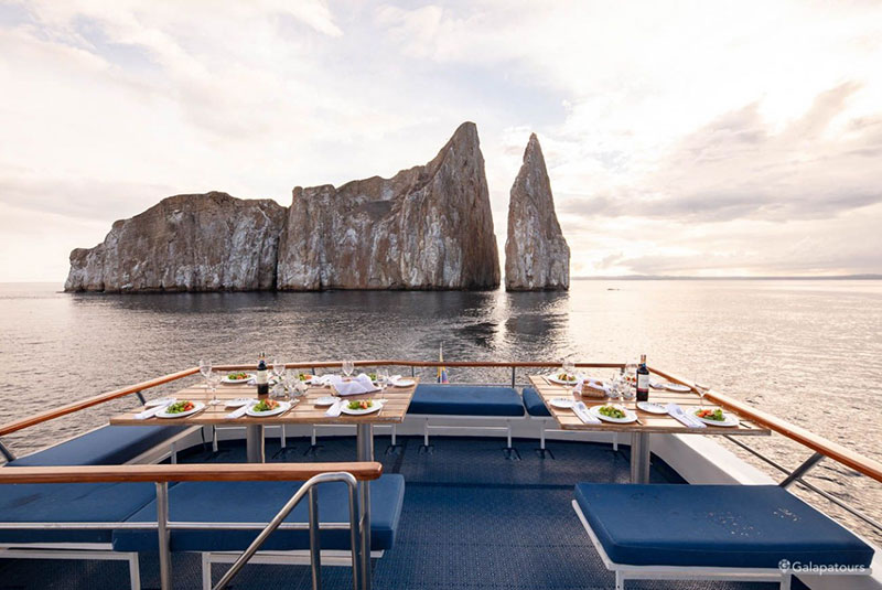 galapatours_coral19 コラル号 ガラパゴスクルーズ