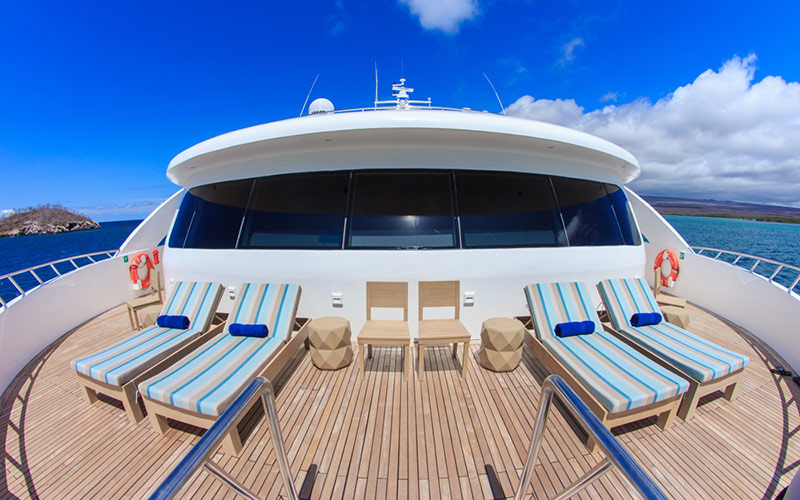 エンデミック号　ガラパゴスクルーズ