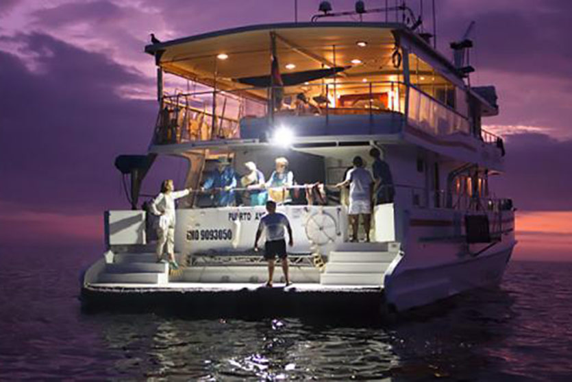 ガラパゴスクルーズ